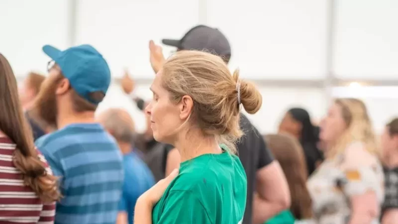 Nua Festival worship time