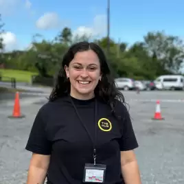 Amy Anderson At The Hub