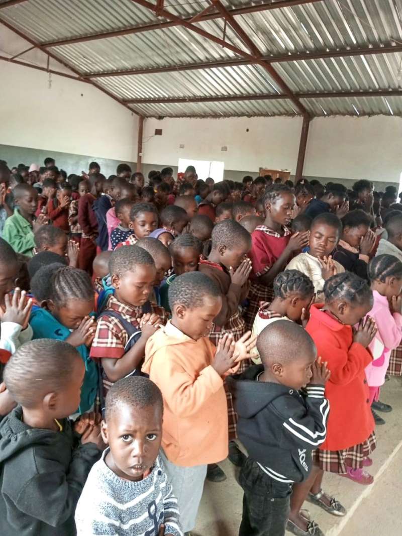 Kids Praying In Makwati Zambia