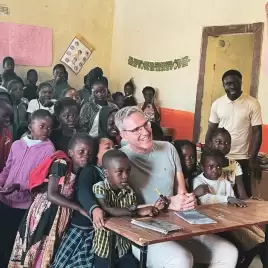 Sonke learning with Zambian kids