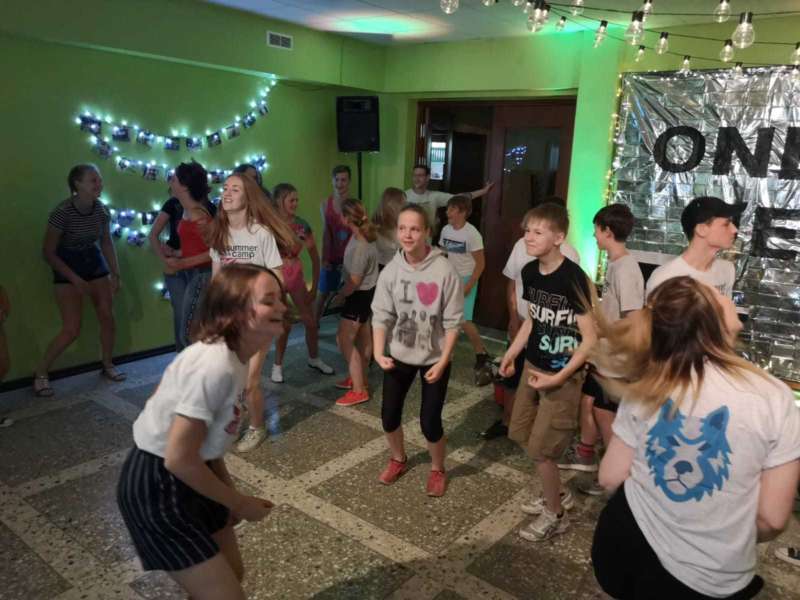 Kids dancing latvia camp 1