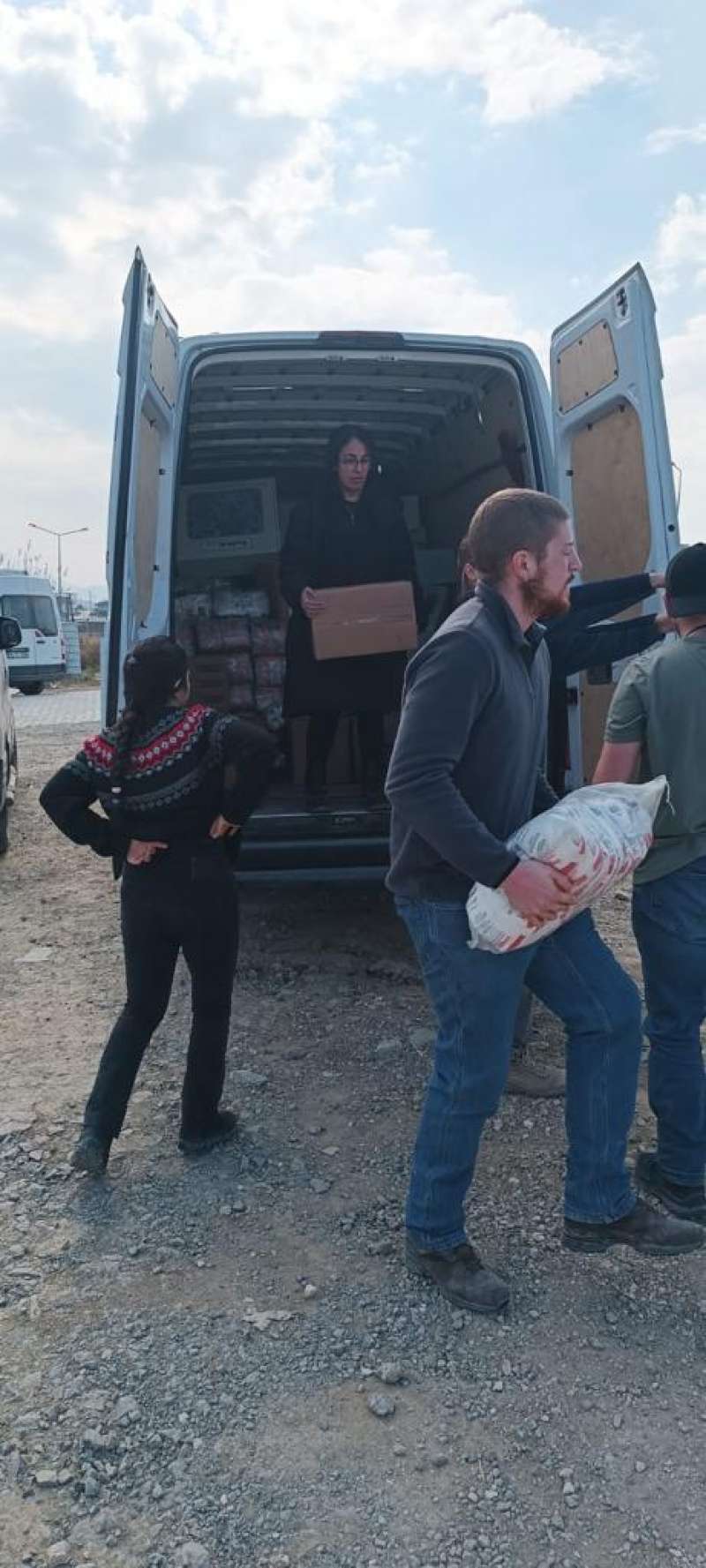 Aid Supply Van Turkey Update Feb2023